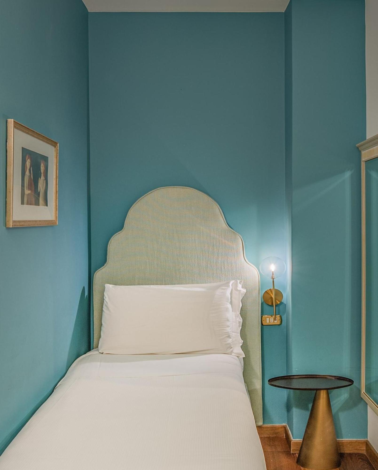 Small Single Room